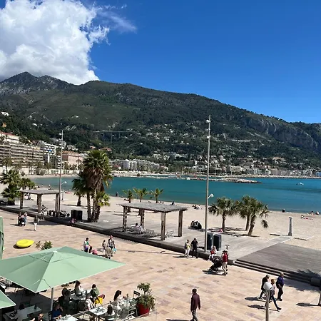 Tra I Tetti * Mentone