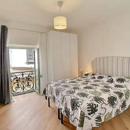 Tra I Tetti Apartment Menton