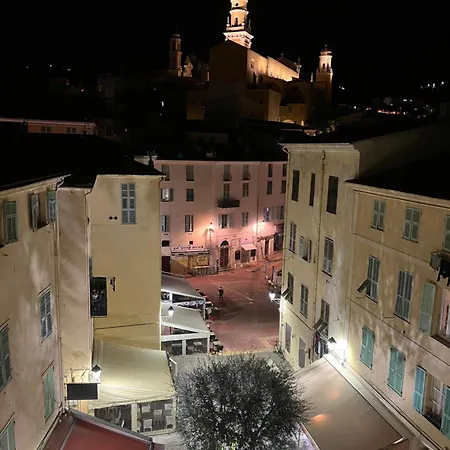 Tra I Tetti Menton